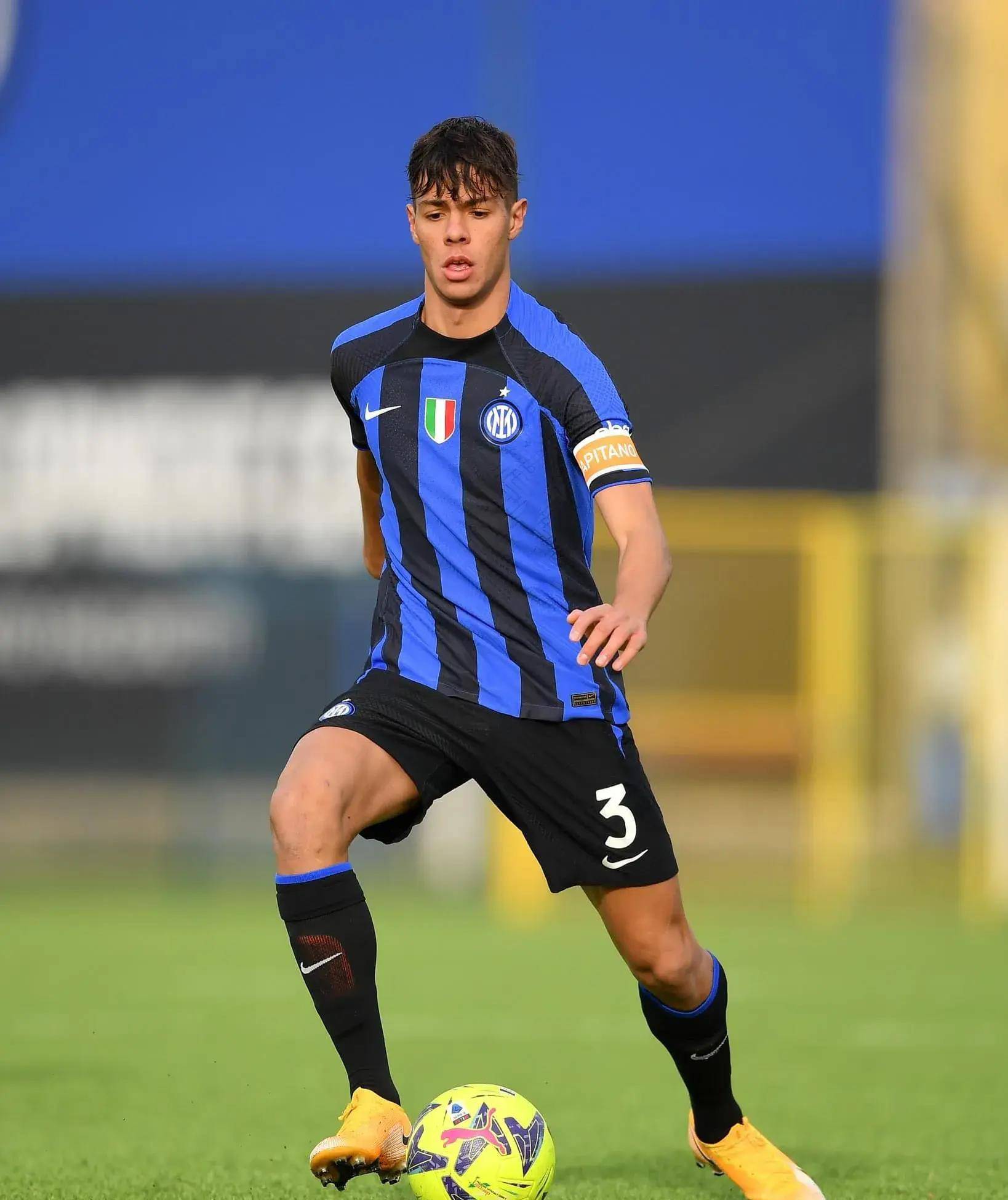 包含国际比赛日突围战来临；国际米兰围绕社区盾门线救险；媒体盛赞；年轻球员得到机会的词条欧博官网